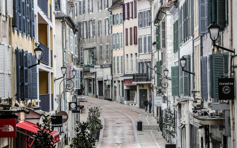 RETREAT: The Kaleidoscope Quilt • Jurançon, Pau, South West France • March 2027